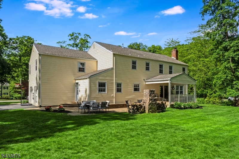 54 Dean Road Mendham, NJ 07945 - Photo 26 of 31