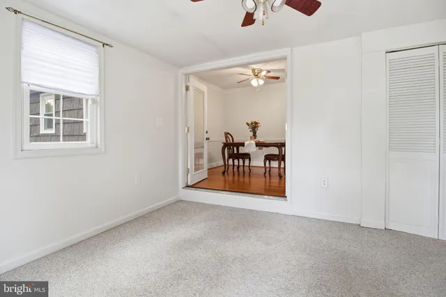 a view of a livingroom with entry way