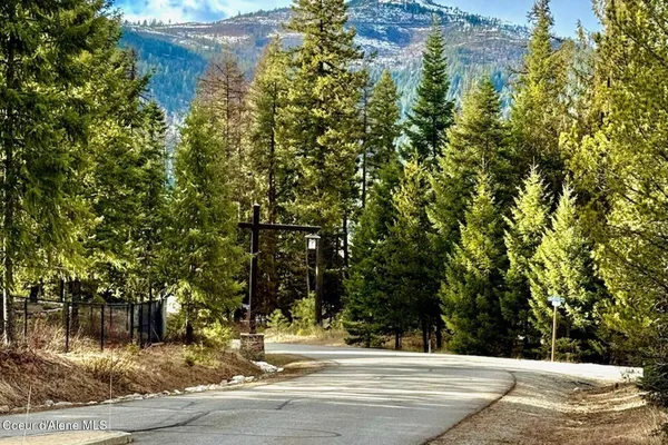 $249,000 | 88 Elton Avenue, Priest River, ID 83856