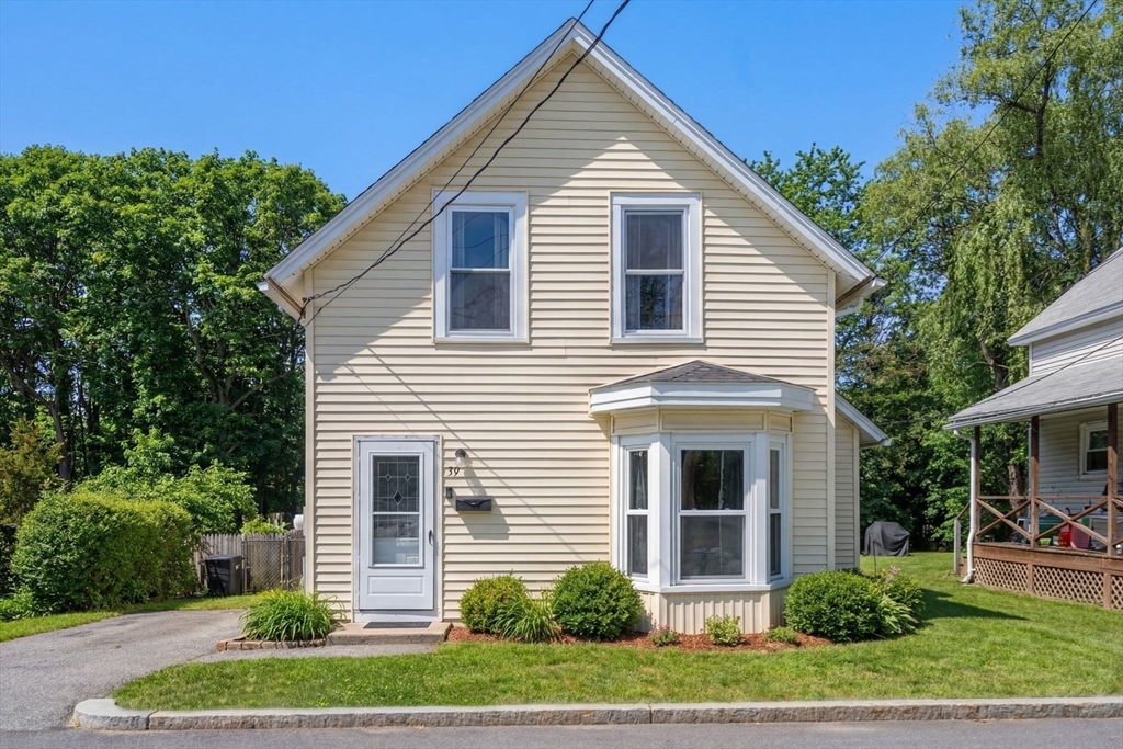 39 Rogers Avenue Ludlow, MA 01056 - Photo 1 of 25