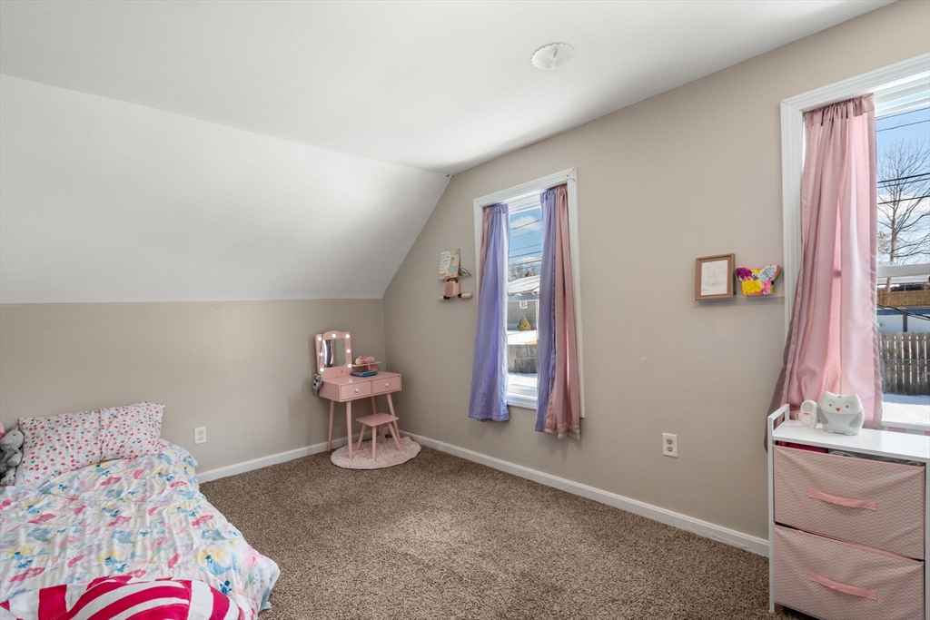 39 Rogers Avenue Ludlow, MA 01056 - Photo 20 of 25