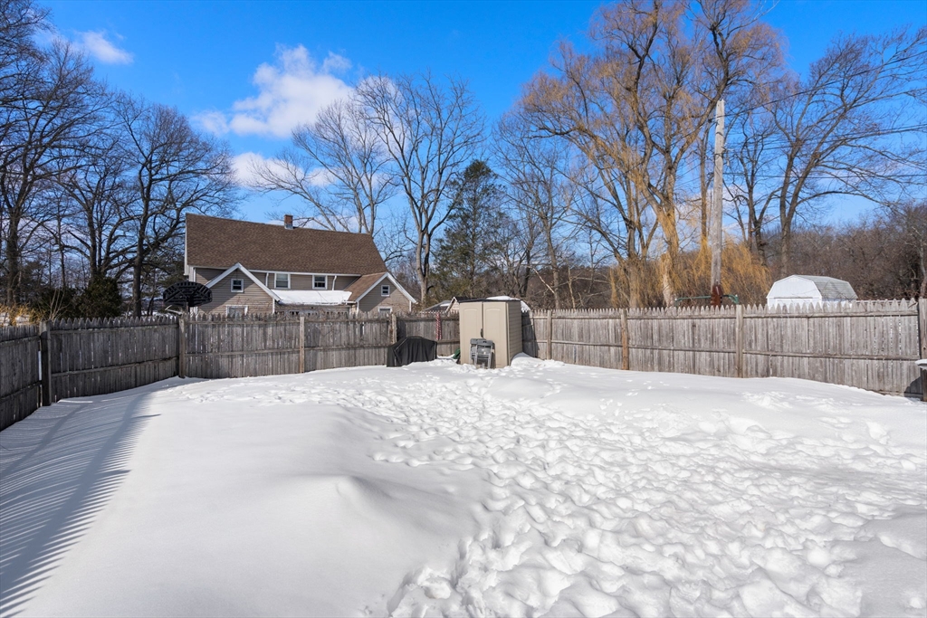 39 Rogers Avenue Ludlow, MA 01056 - Photo 5 of 25
