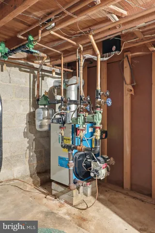 $279,900 | 5566 Blue Hill Road, Glenville, PA 17329