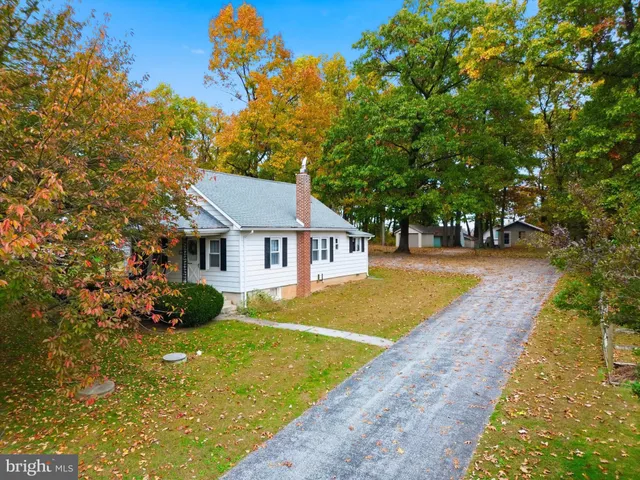 $279,900 | 5566 Blue Hill Road, Glenville, PA 17329