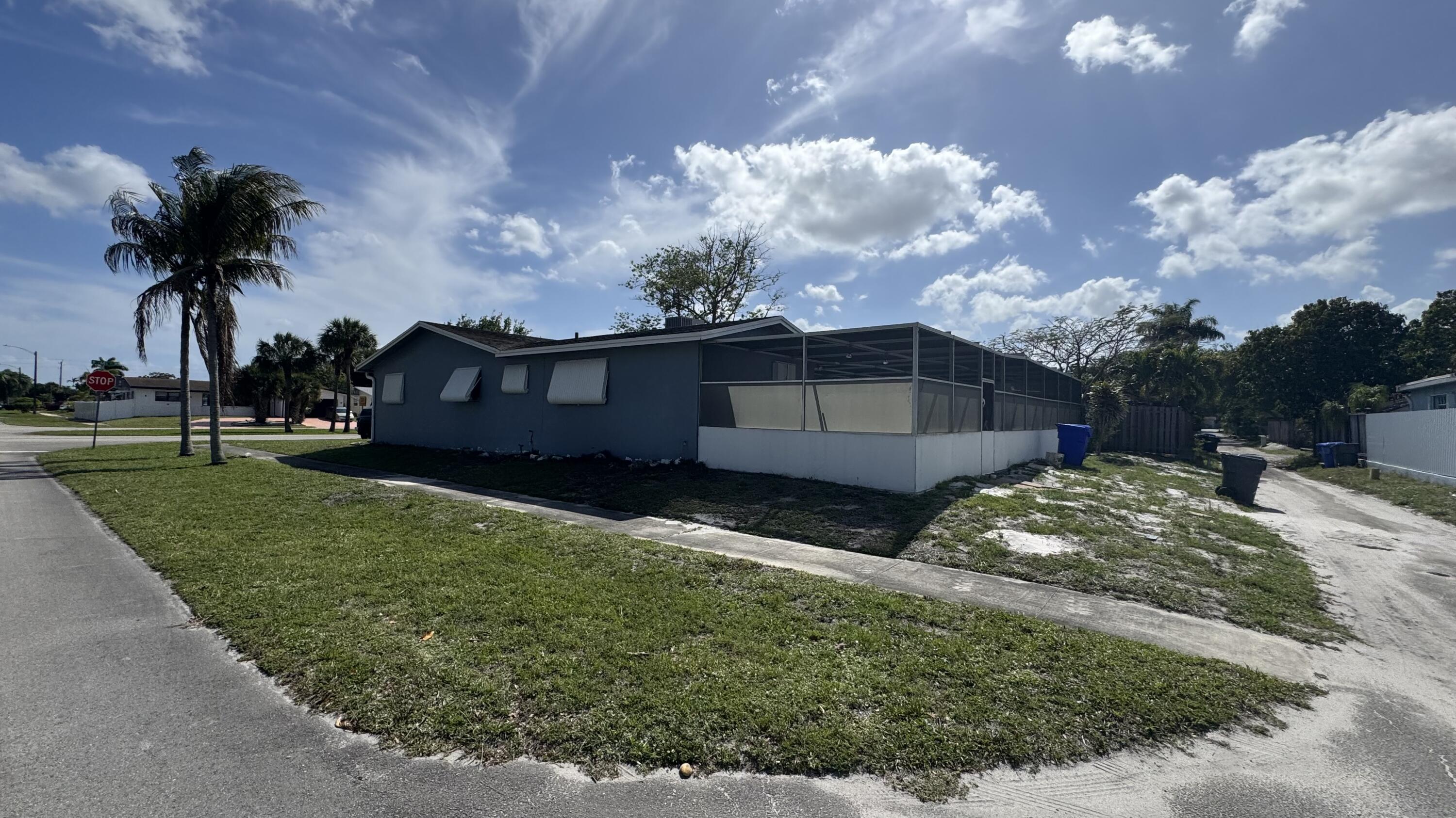 5401 West Park Road Hollywood, FL 33021 - Photo 5 of 27 IMG_4328