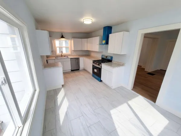 $224,500 | 110 Hillsdale Street, Hillsdale, MI 49242