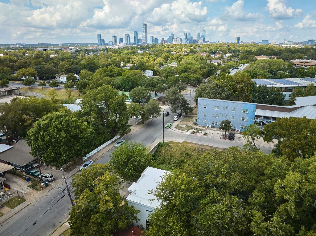 2806 Lyons Road, Unit 1 Austin, TX 78702 - Photo 2 of 39 a view of a city