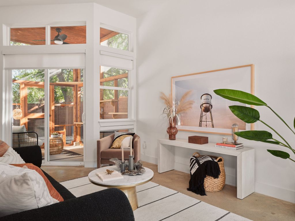 2806 Lyons Road, Unit 1 Austin, TX 78702 - Photo 10 of 39 a view of a dining room with a table and chairs