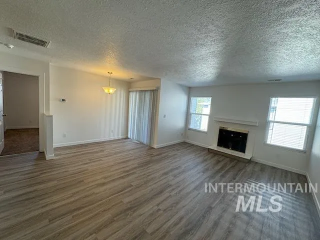 $1,825 | 9086 West Sigmont Lane, Unit 202, Boise, ID 83709