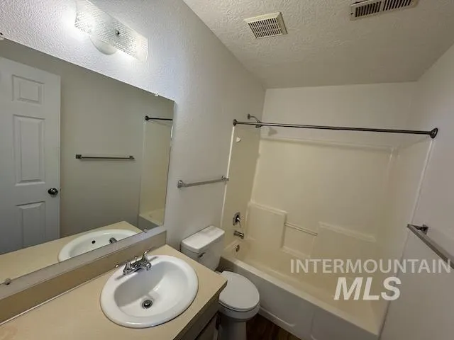 $1,825 | 9086 West Sigmont Lane, Unit 202, Boise, ID 83709