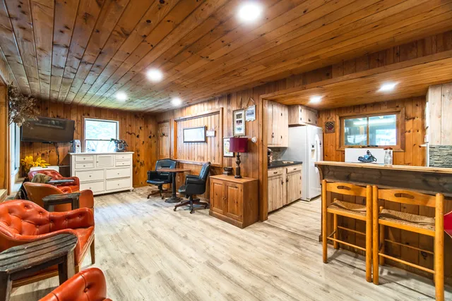 $40,000 | 558 North Roast Meat Hill Road, Killingworth, CT 06419