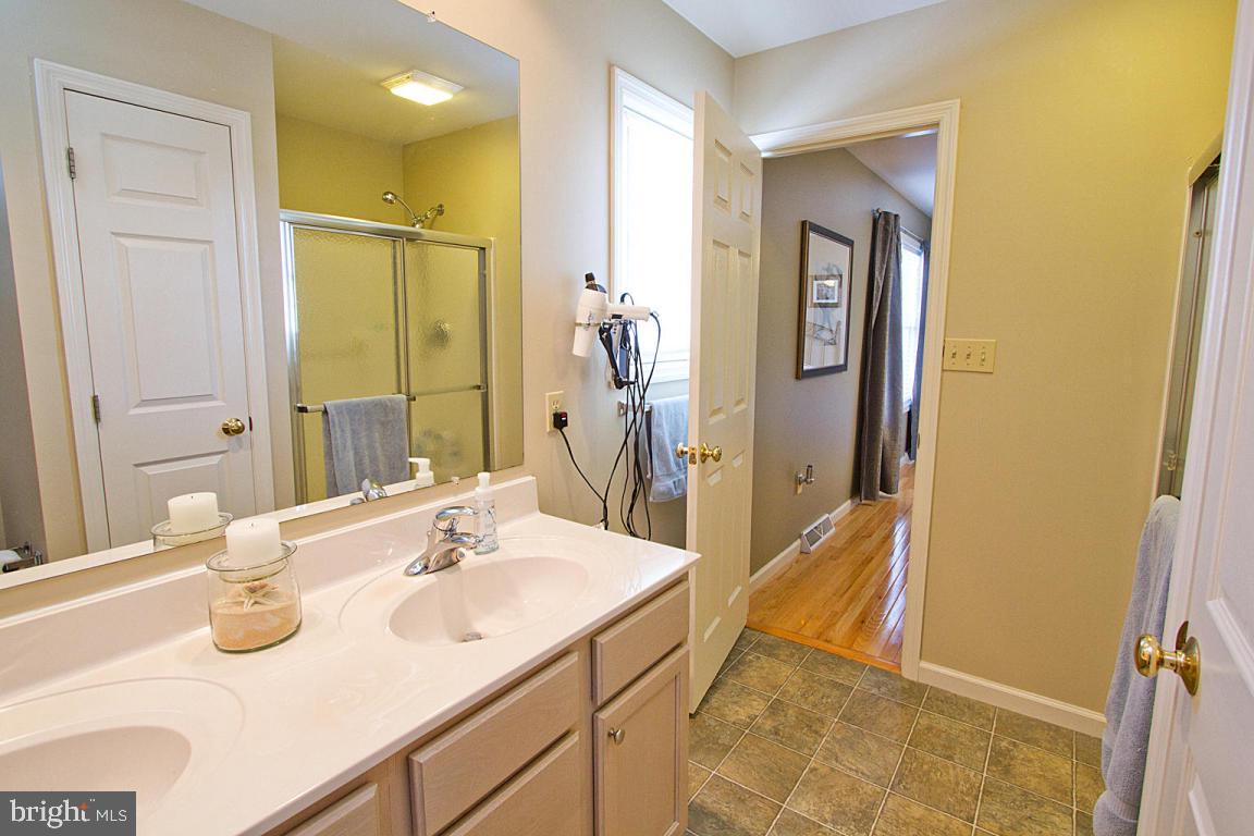 345 Balmer Road Lititz, PA 17543 - Photo 22 of 37