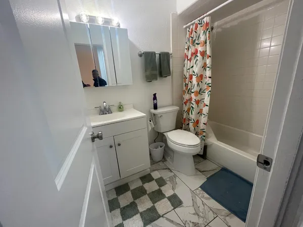$2,888,000 | 810 West 1st Avenue, Chico, CA 95926