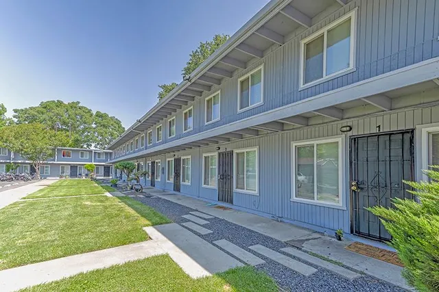 $3,000,000 | 810 West 1st Avenue, Chico, CA 95926