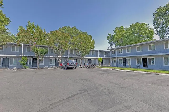 $3,000,000 | 810 West 1st Avenue, Chico, CA 95926