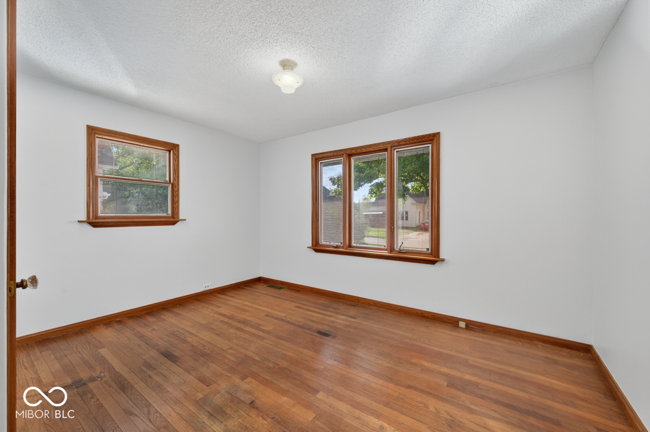 1040 South 5th Street Clinton, IN 47842 - Photo 12 of 39 Gallery Image 12