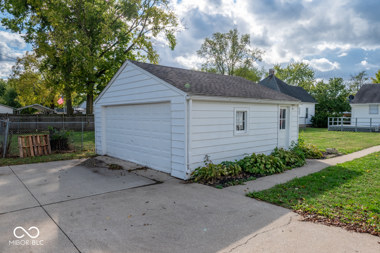 1040 South 5th Street Clinton, IN 47842 - Photo 29 of 39 Gallery Image 29