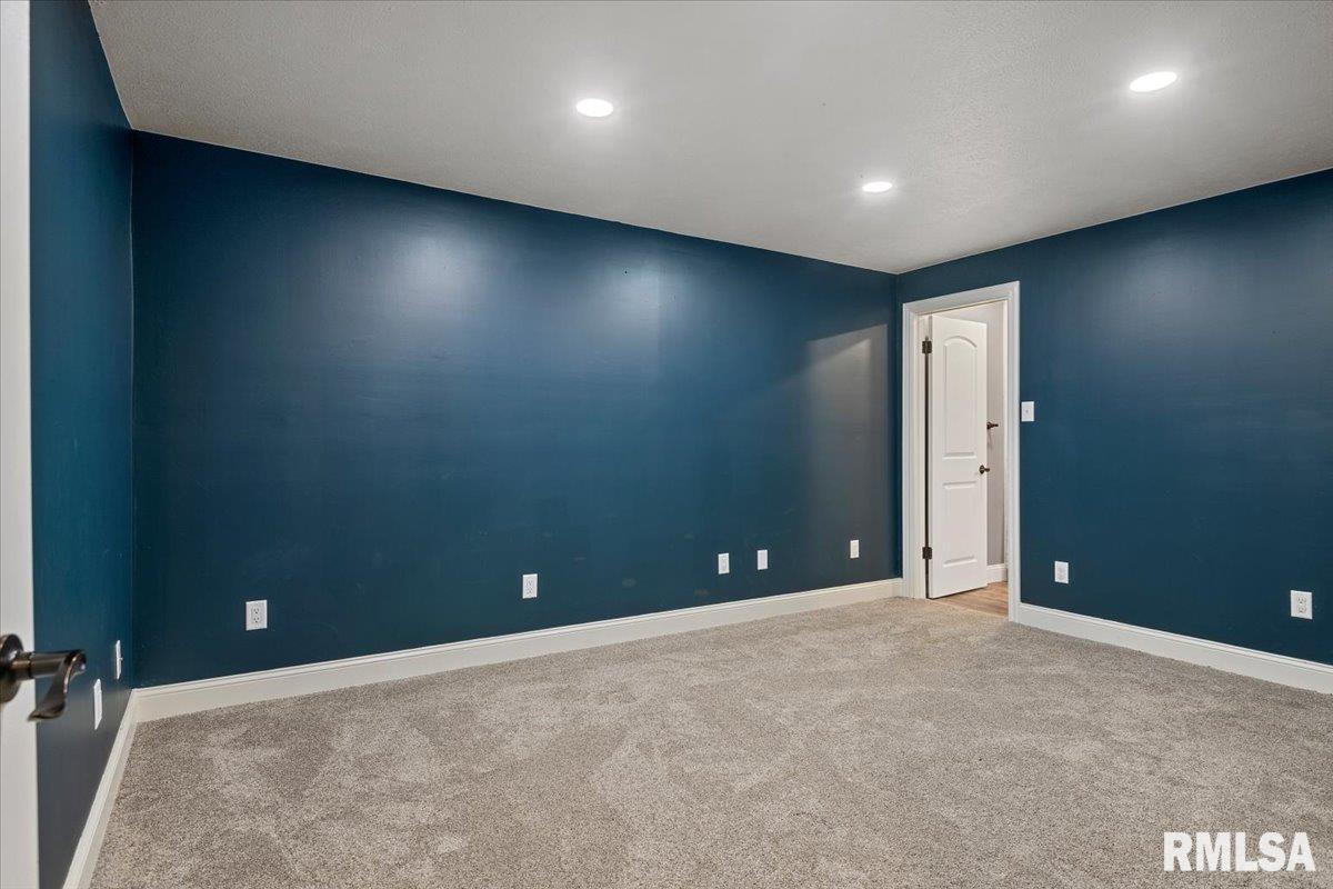 4231 Stone Road Springfield, IL 62707 - Photo 38 of 85