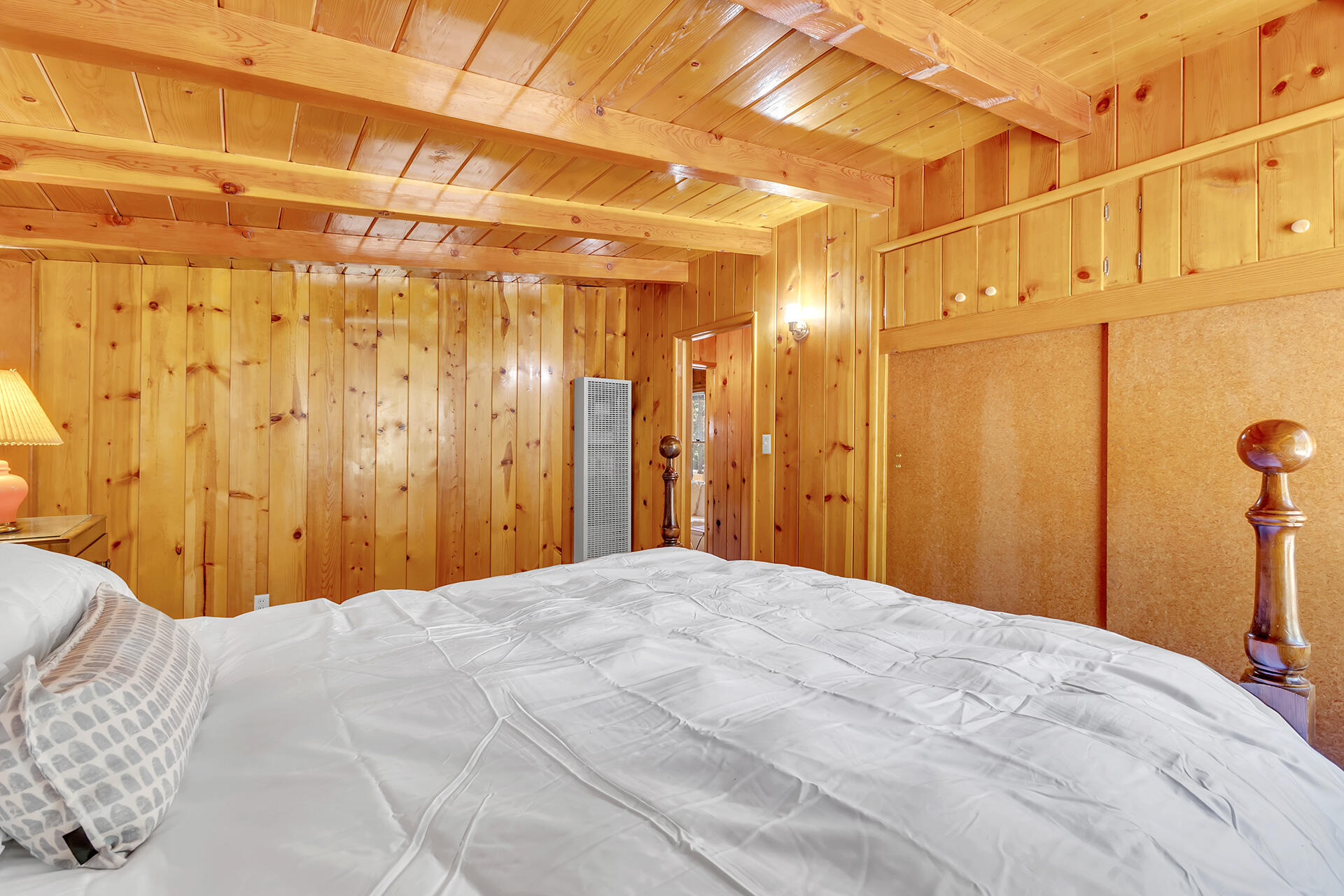 25270 Palomar Road Idyllwild, CA 92549 - Photo 28 of 60 a bedroom with a bed and a table