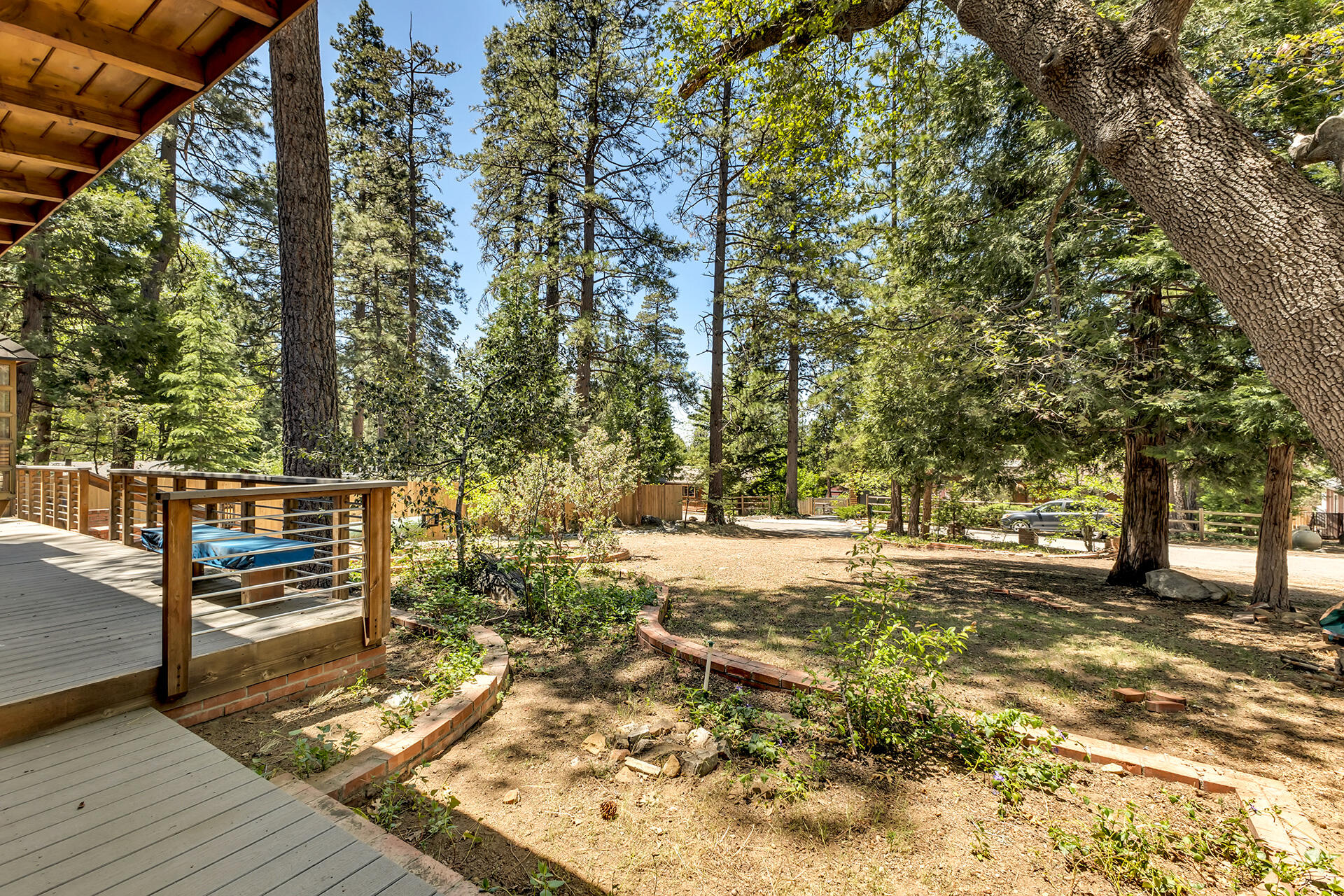 25270 Palomar Road Idyllwild, CA 92549 - Photo 54 of 60 a view of a yard with wooden fence