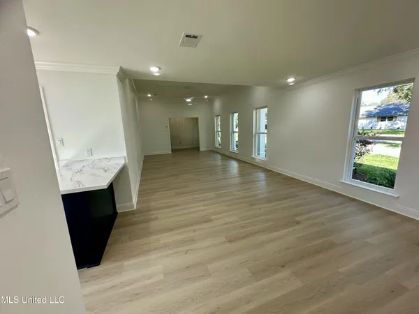 $380,000 | 305 Westview Drive, Biloxi, MS 39531