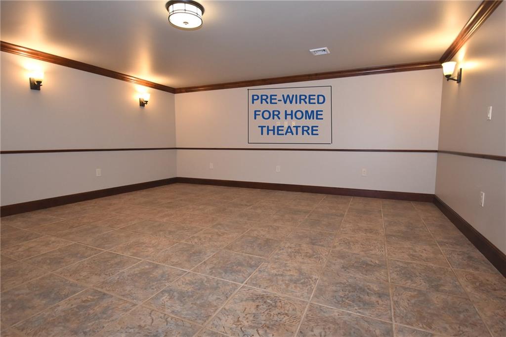 5050 East Willock Road Baldwin, PA 15236 - Photo 22 of 25 Gallery Image 22