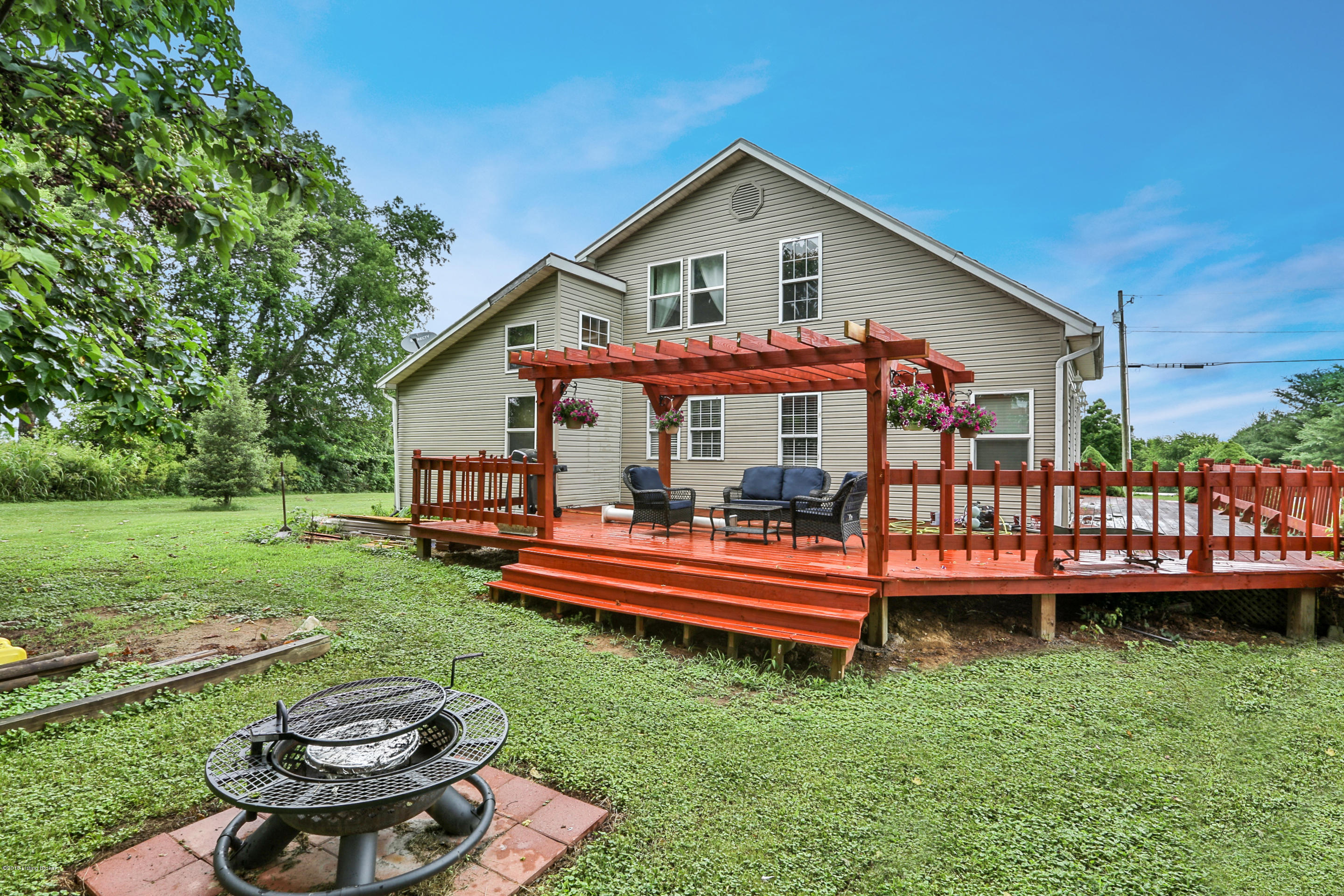 11540 Mt Eden Road Waddy, KY 40076 - Photo 21 of 24 Deck