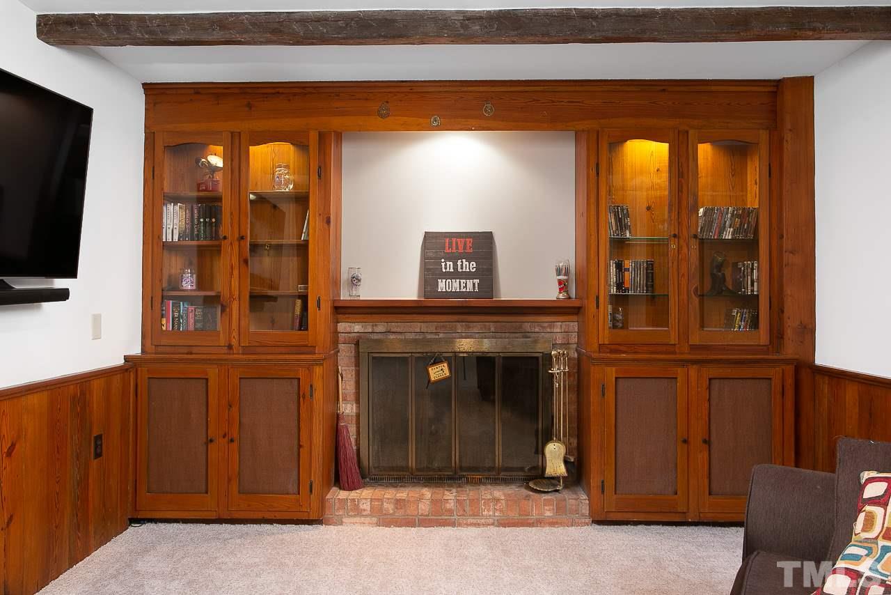 4 Lucerne Lane Durham, NC 27707 - Photo 18 of 30 lit bookcases