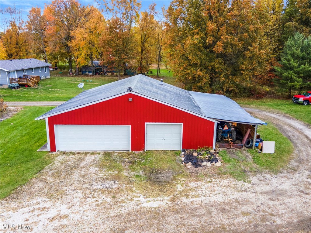 6050 Shaffer Road Northwest Warren, OH 44481 - Photo 33 of 39 View of outbuilding