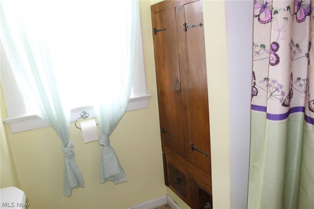 1646 Hampton Road Akron, OH 44305 - Photo 11 of 18