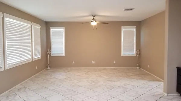 $4,000 | 2248 East Ottawa Lane, Phoenix, AZ 85024