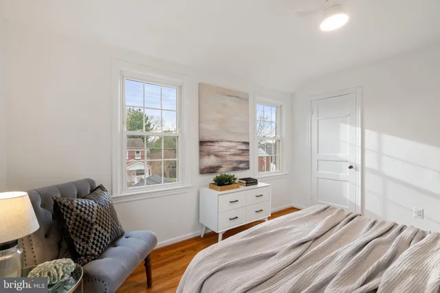 $649,000 | 5915 Edgehill Drive, Alexandria, VA 22303