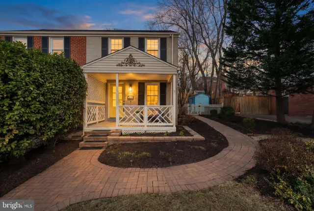 $649,000 | 5915 Edgehill Drive, Alexandria, VA 22303