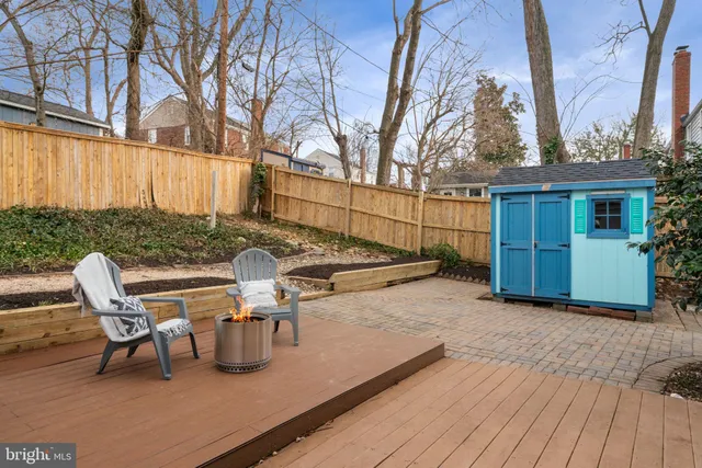 $649,000 | 5915 Edgehill Drive, Alexandria, VA 22303