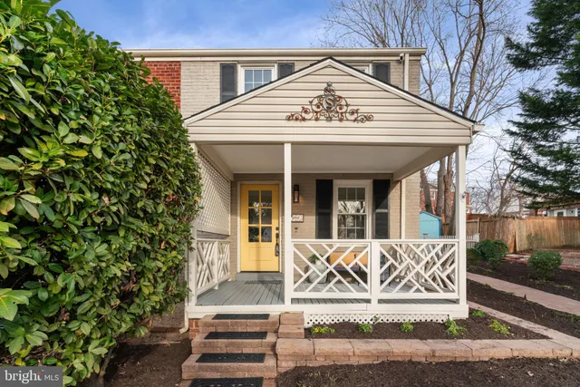 $649,000 | 5915 Edgehill Drive, Alexandria, VA 22303