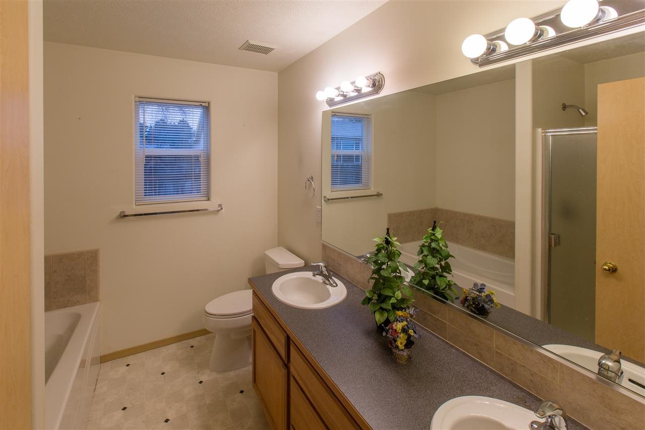 1105 North Vista Road Spokane Valley, WA 99212 - Photo 17 of 20 Gallery Image 17