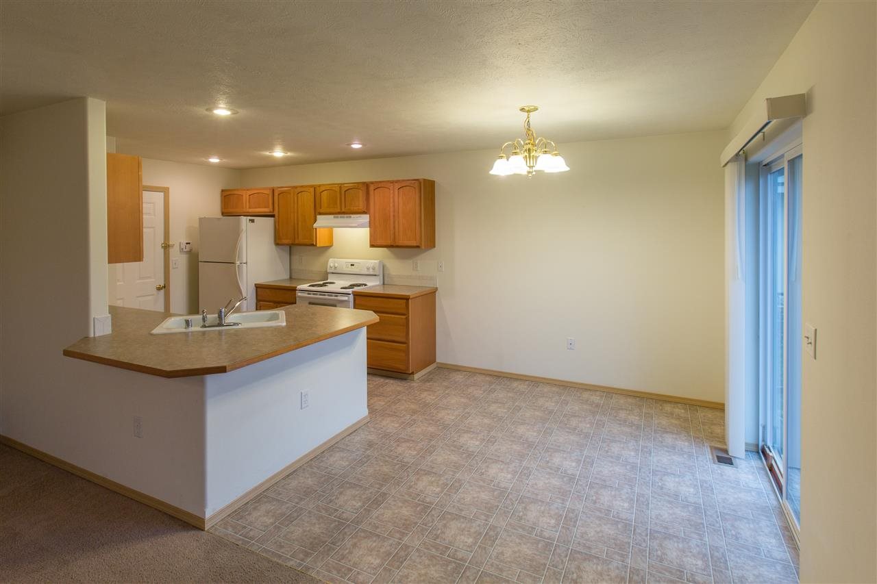 1105 North Vista Road Spokane Valley, WA 99212 - Photo 6 of 20 Gallery Image 6
