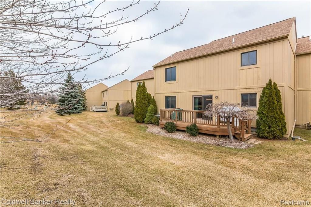 2192 Rochelle Park Drive, Unit 112 Rochester Hills, MI 48309 - Photo 35 of 37