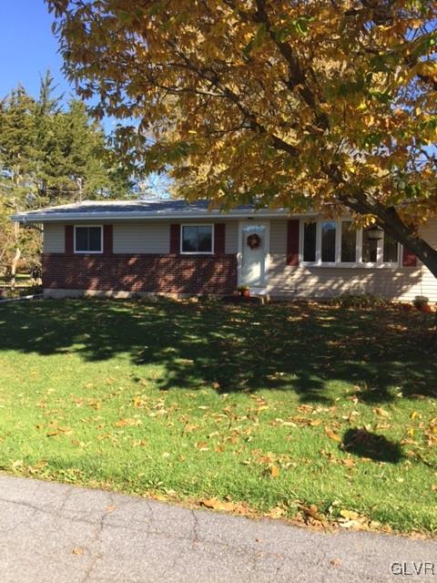 394 Hartman Road Bethlehem, PA 18020 - Photo 2 of 12 Gallery Image 2