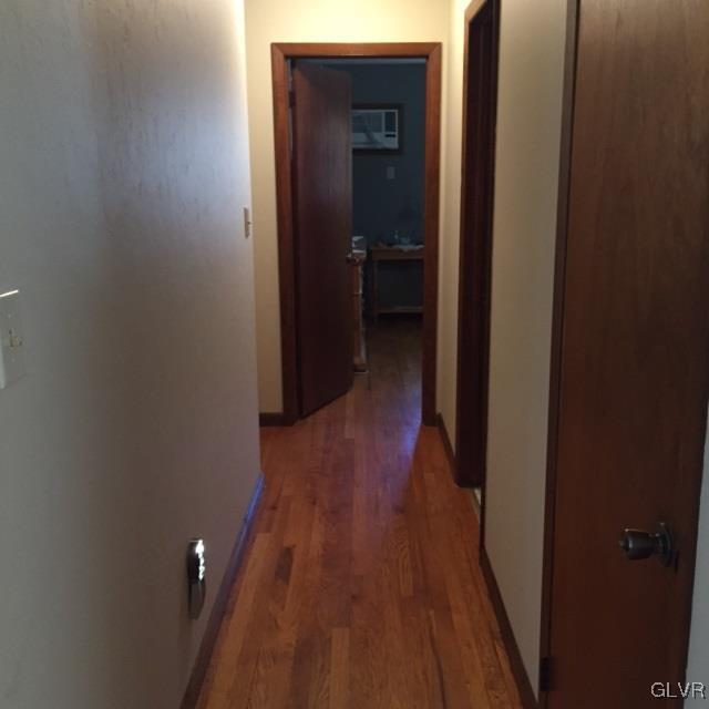 394 Hartman Road Bethlehem, PA 18020 - Photo 7 of 12 Gallery Image 7