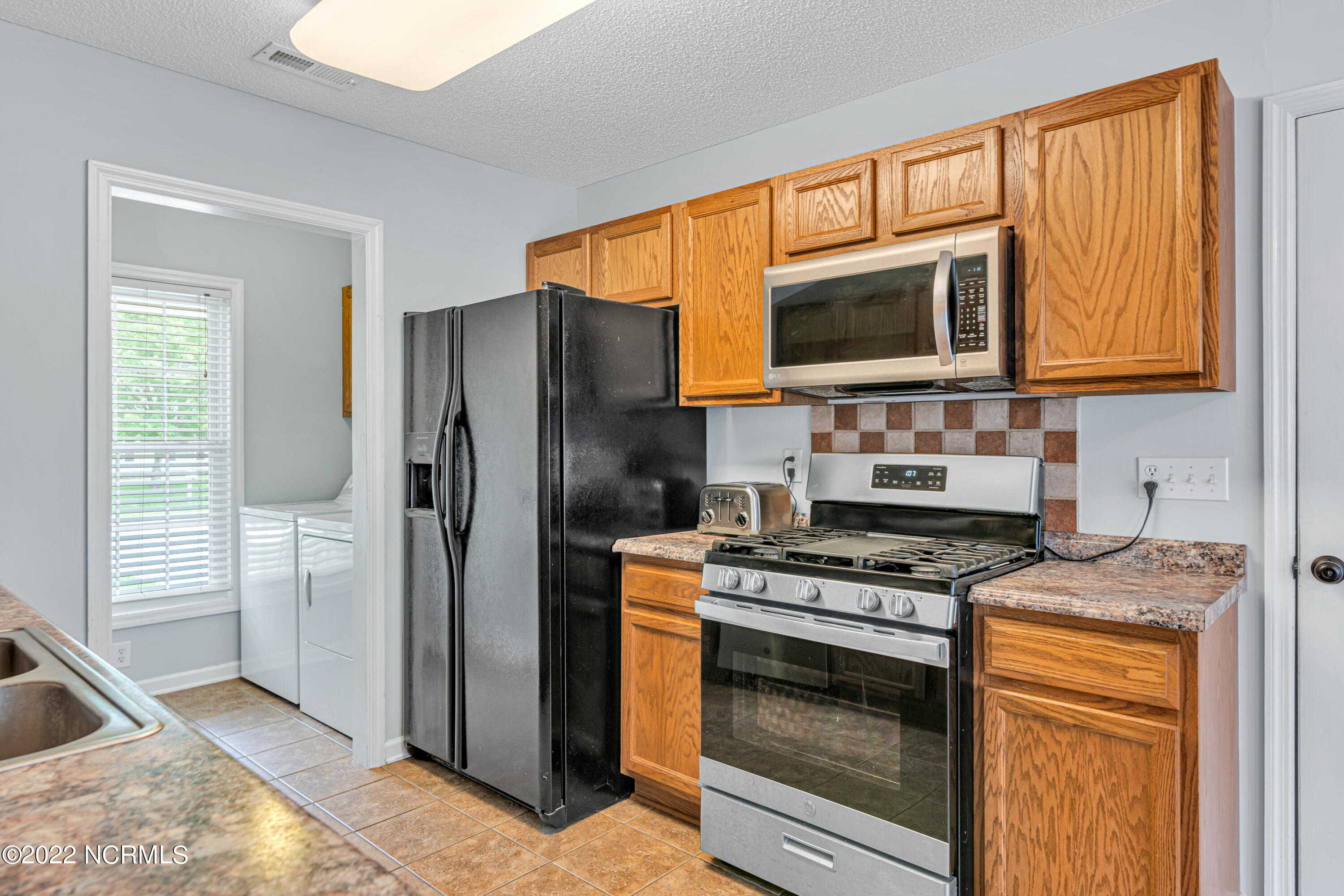 103 Grismill Road Jacksonville, NC 28540 - Photo 21 of 35 DSC_9325