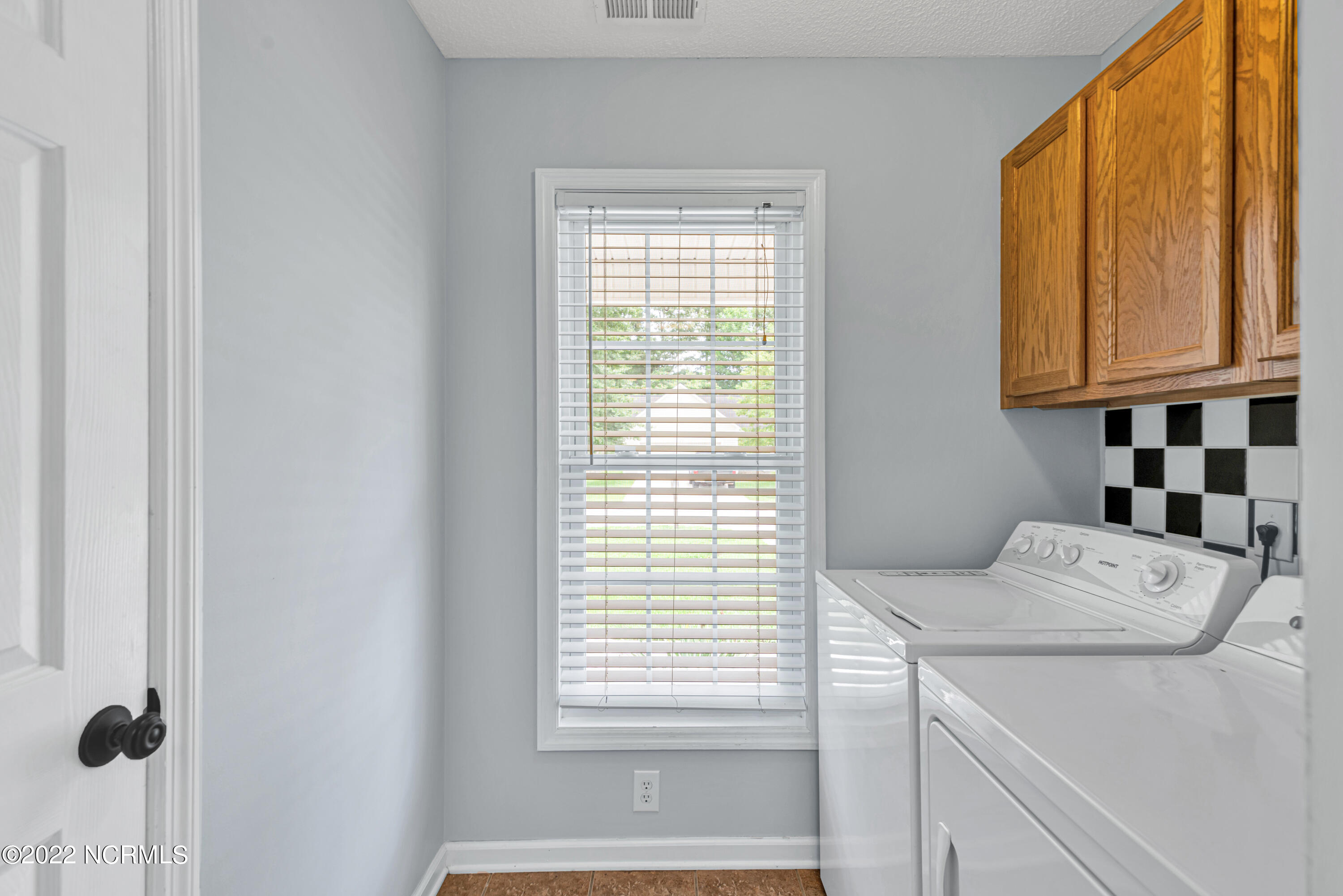 103 Grismill Road Jacksonville, NC 28540 - Photo 23 of 35 DSC_9343