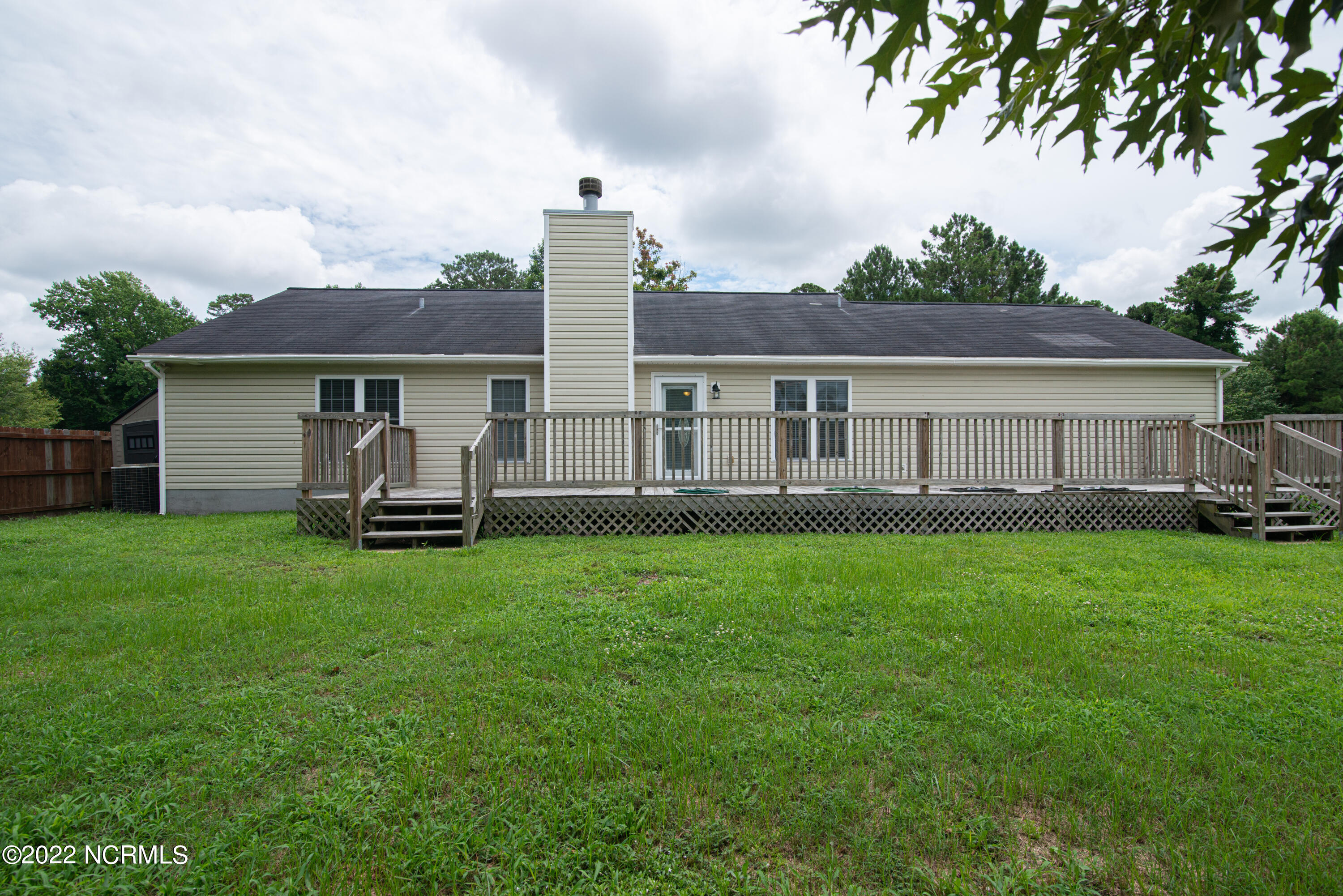 103 Grismill Road Jacksonville, NC 28540 - Photo 7 of 35 DSC_9223