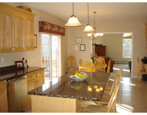 61 Meadowbrook Road Franklin, MA 02038 - Photo 11 of 28 Gallery Image 11