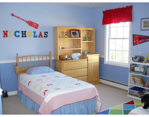 61 Meadowbrook Road Franklin, MA 02038 - Photo 17 of 28 Gallery Image 17