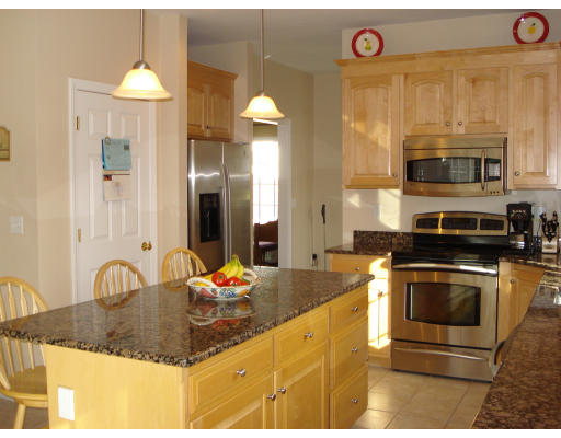 61 Meadowbrook Road Franklin, MA 02038 - Photo 10 of 28 Gallery Image 10