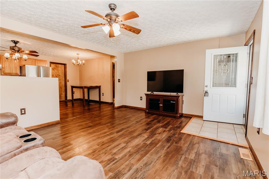 148 Sudhammer Road Iberia, MO 65486 - Photo 7 of 39 Gallery Image 7