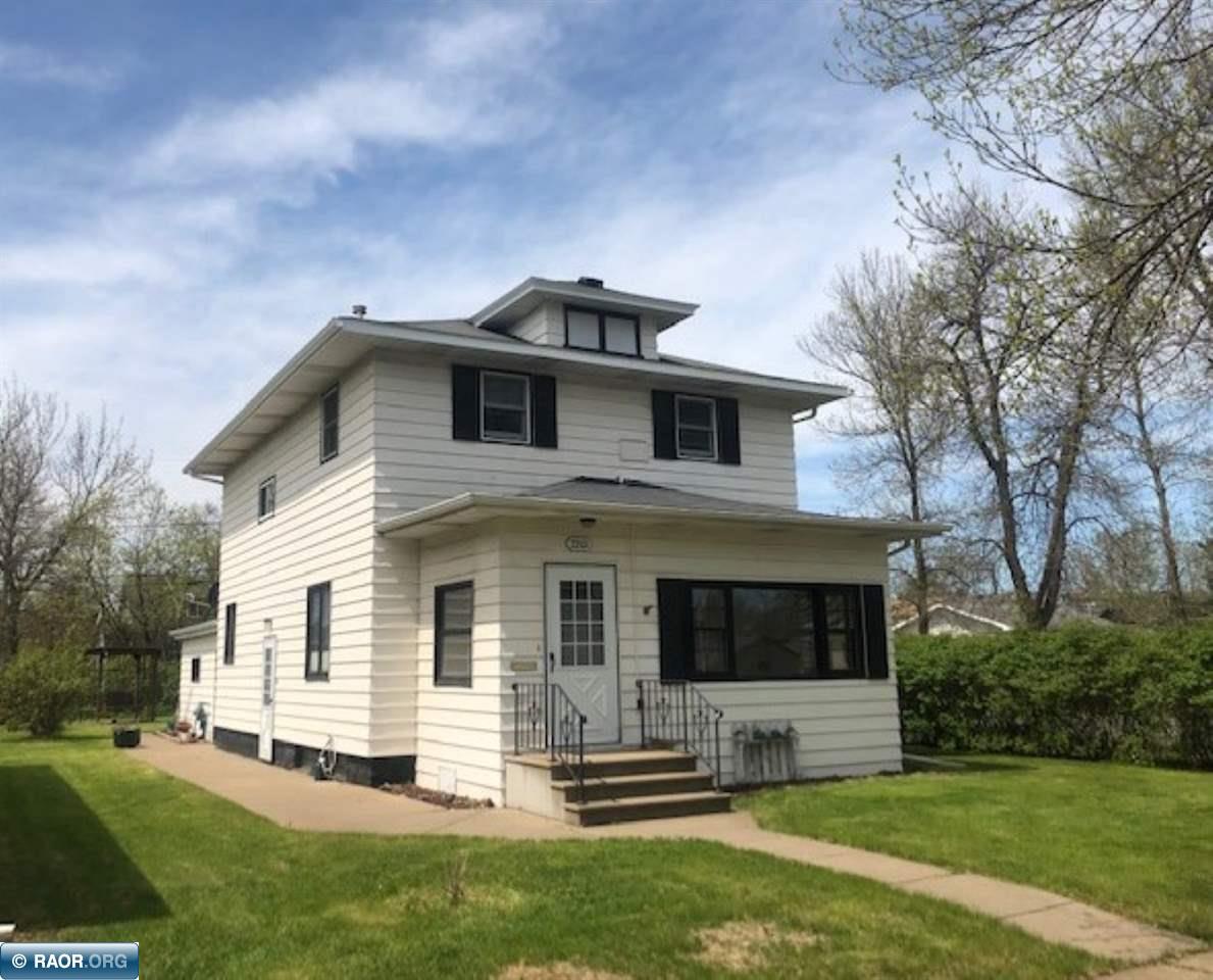 2201 West 3rd Avenue Hibbing, MN 55746 - Photo 1 of 22