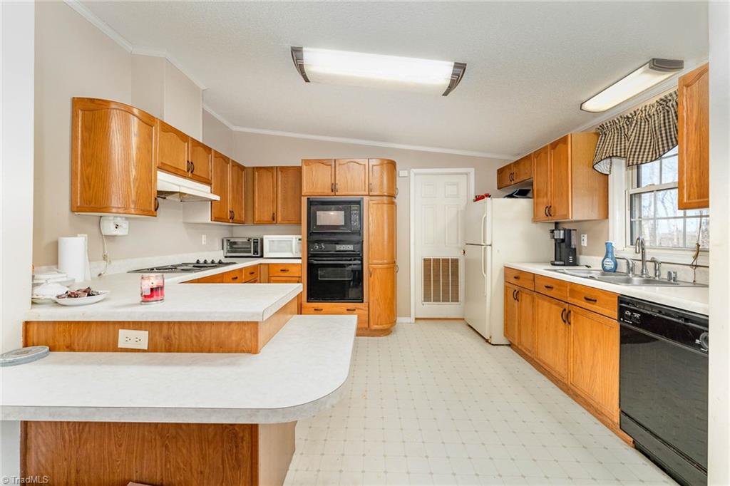1479 Frank Hulin Road Lexington, NC 27295 - Photo 10 of 27 Gallery Image 10