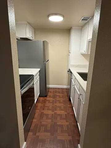 $700 | 6050 Melody Lane, Unit 278, Dallas, TX 75231